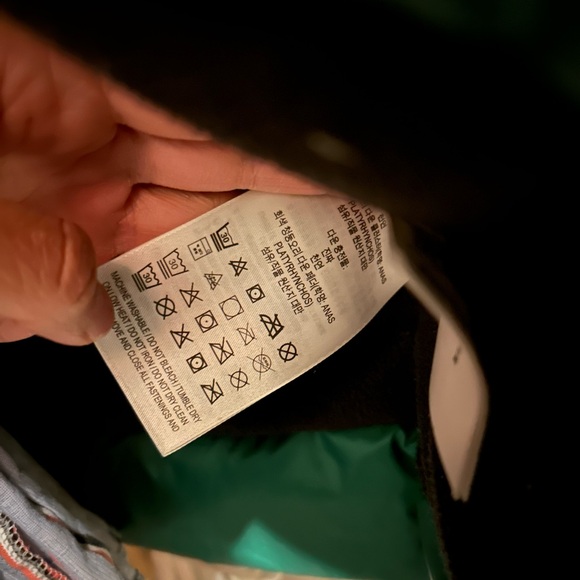 Burberry Kids Green Detachable Hood Down-filled Puffer Coat Size 6 - Picture 14 of 14